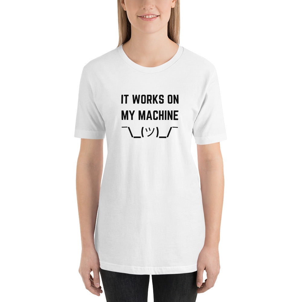 "IT WORKS ON MY MACHINE" Light T-Shirt The Developer Shop